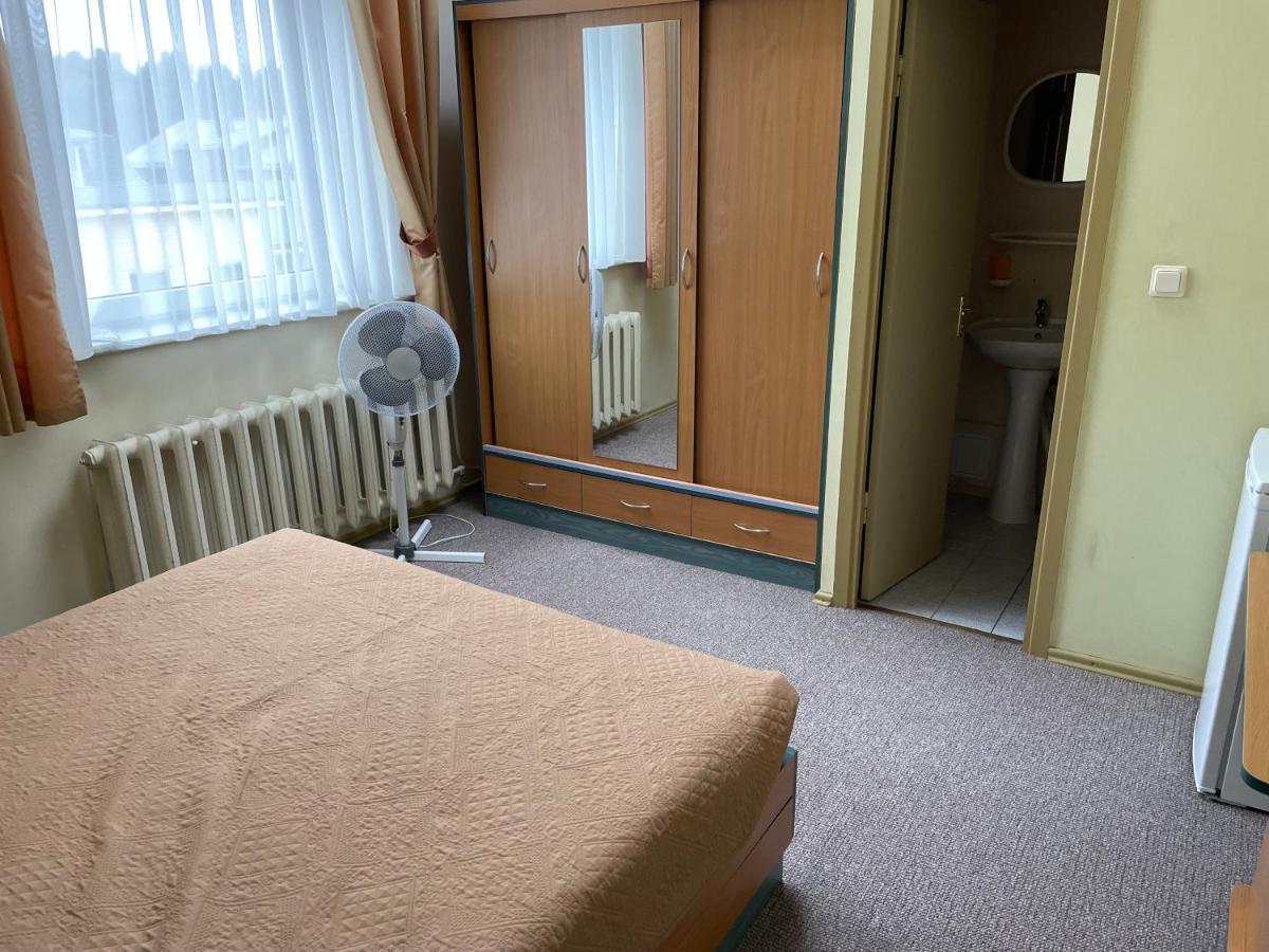 Medziotoju Kiemelis Hotell Palanga Eksteriør bilde