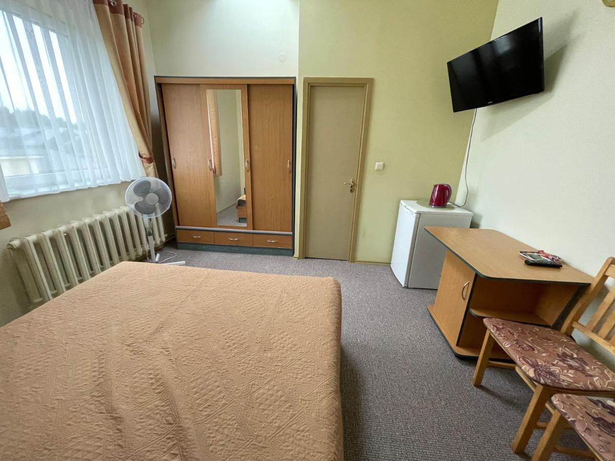 Medziotoju Kiemelis Hotell Palanga Eksteriør bilde