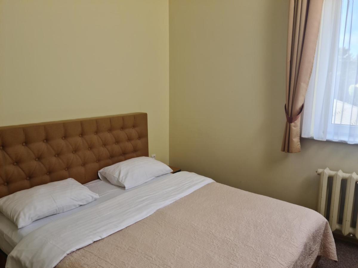 Medziotoju Kiemelis Hotell Palanga Eksteriør bilde